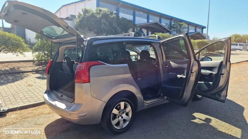 Peugeot 5008 1.6 HDi 7L Allure - 16