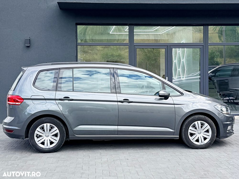 Volkswagen Touran 1.4 TSI STYLE - 11