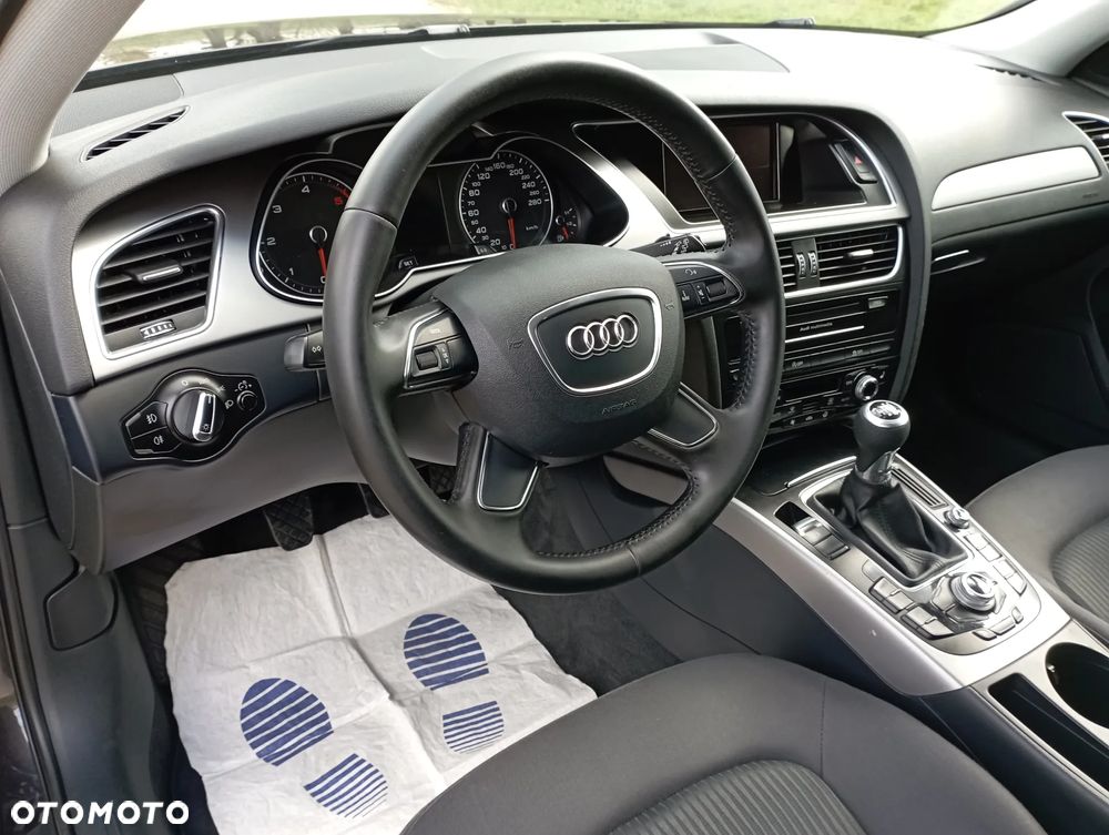 Audi A4 Avant - 19