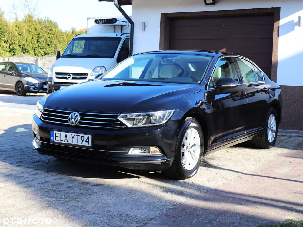 Volkswagen Passat 2.0 TDI SCR DSG Comfortline - 6