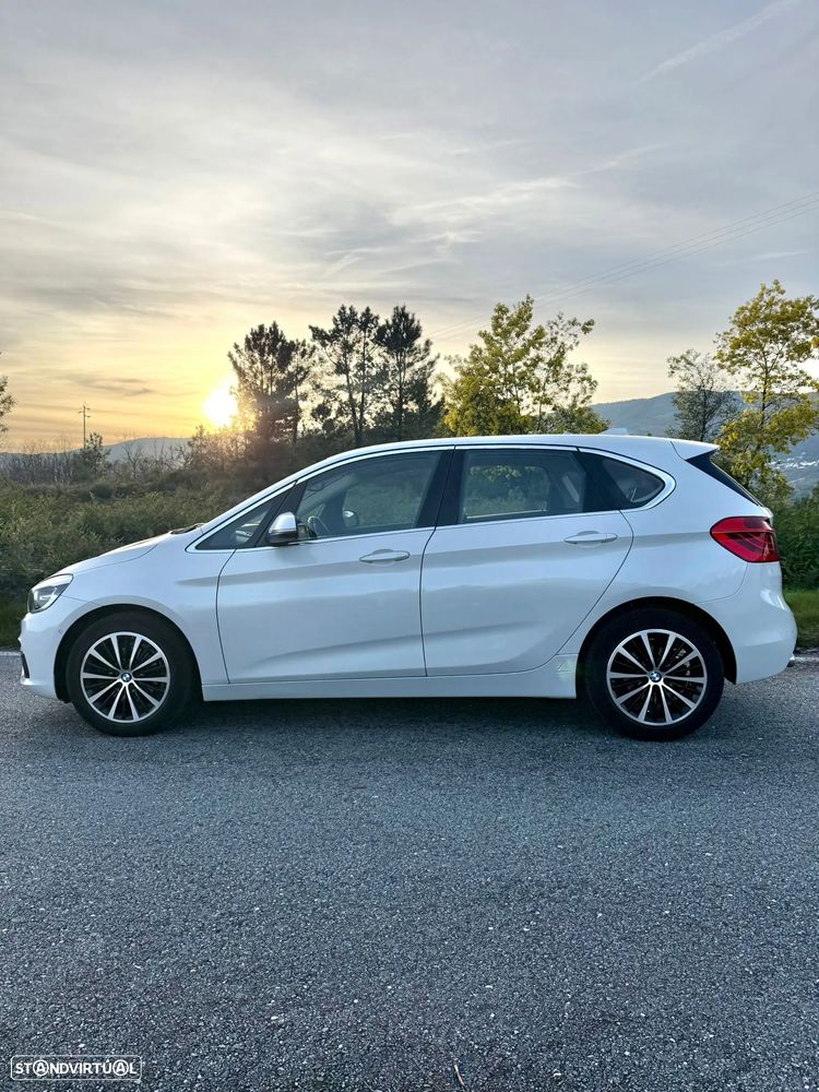 BMW 218 Active Tourer d Luxury Line - 5