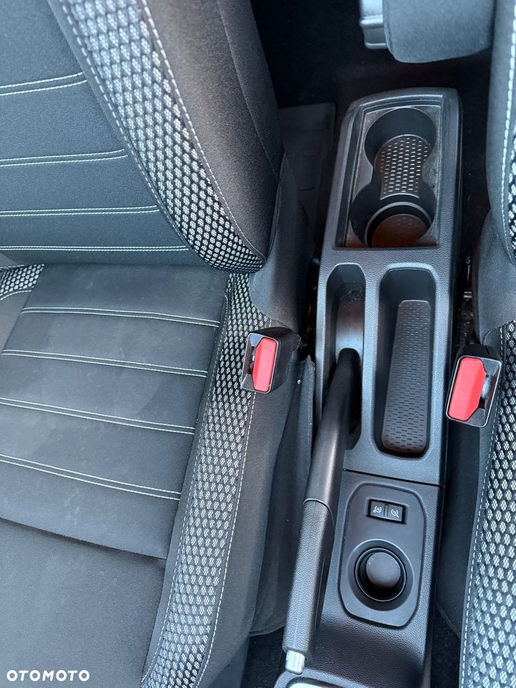 Dacia Duster 1.0 TCe Prestige - 34