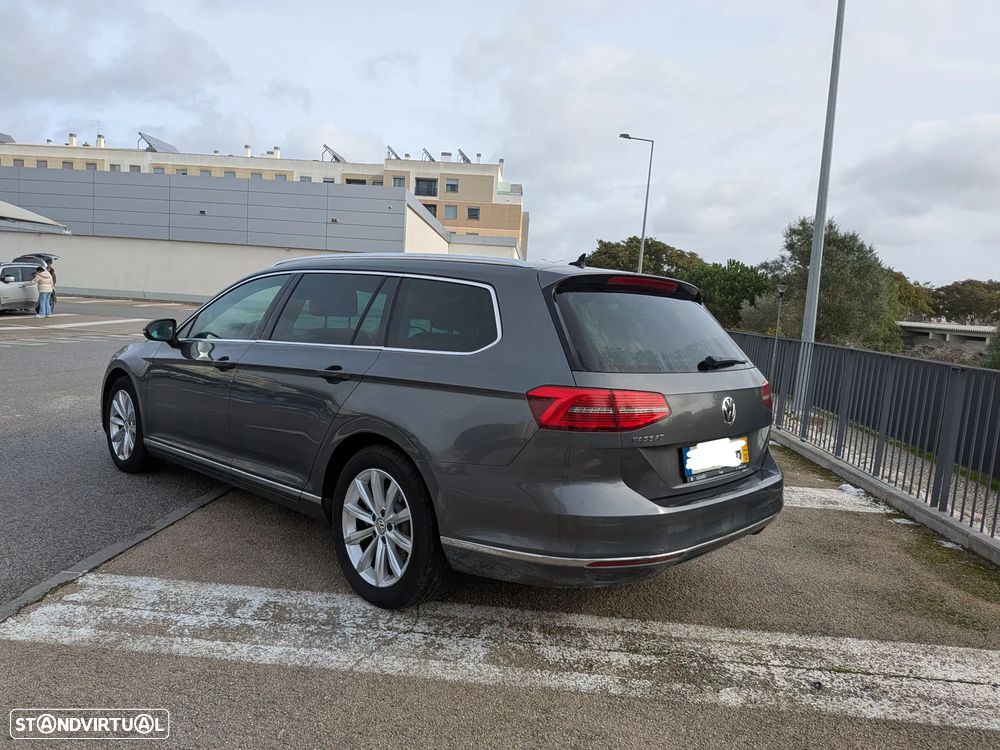 VW Passat Variant 2.0 TDi Highline DSG - 20