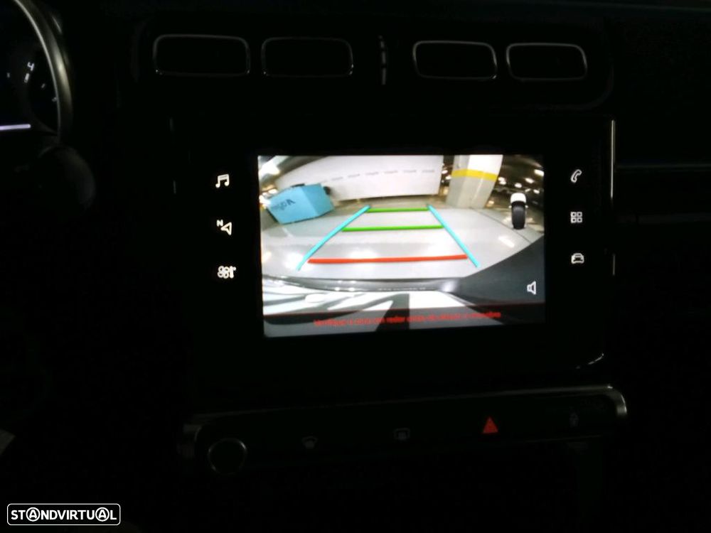 Citroën C3 1.2 PureTech Shine EAT6 - 10