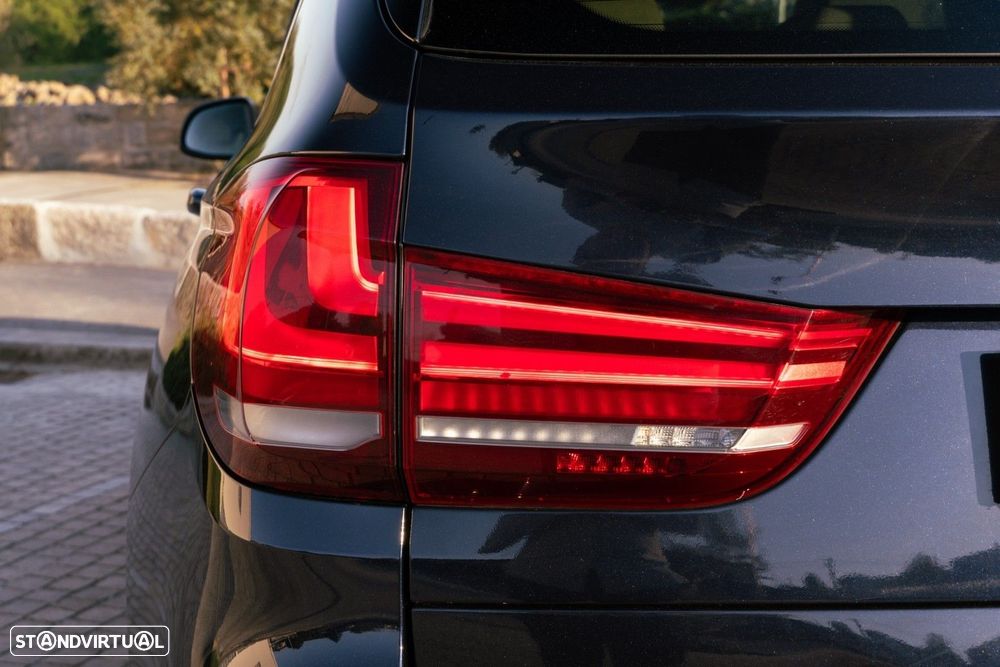 BMW X5 25 d sDrive Comfort 7L - 53