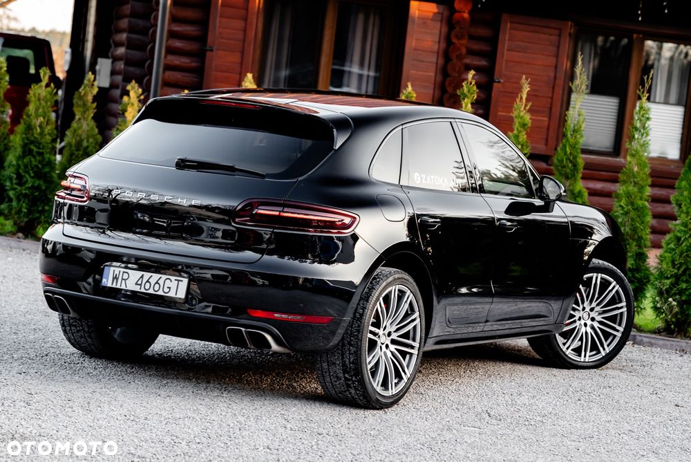 Porsche Macan Turbo - 13