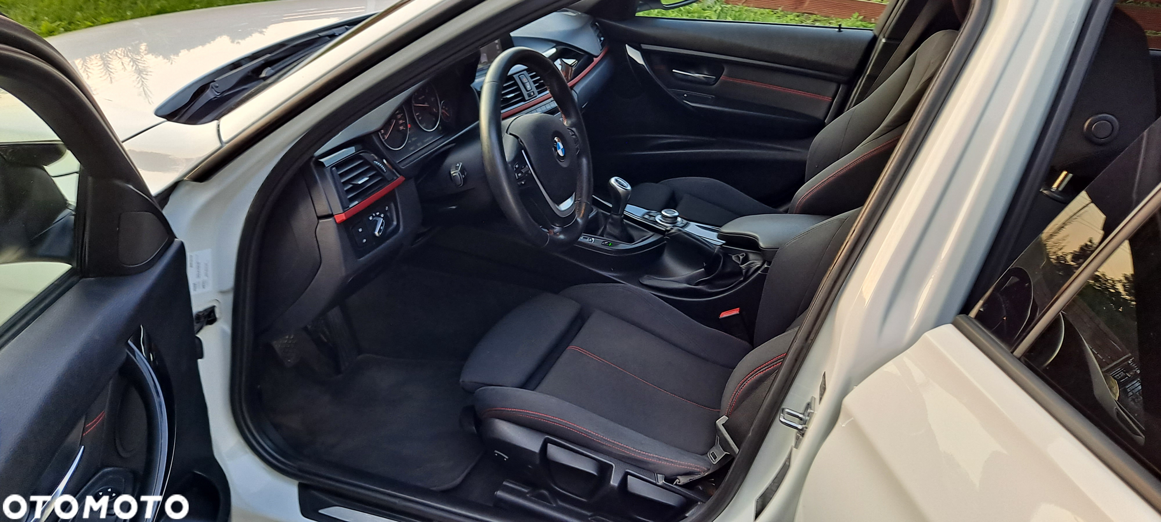 BMW Seria 3 320d Sport Line EU6 - 9