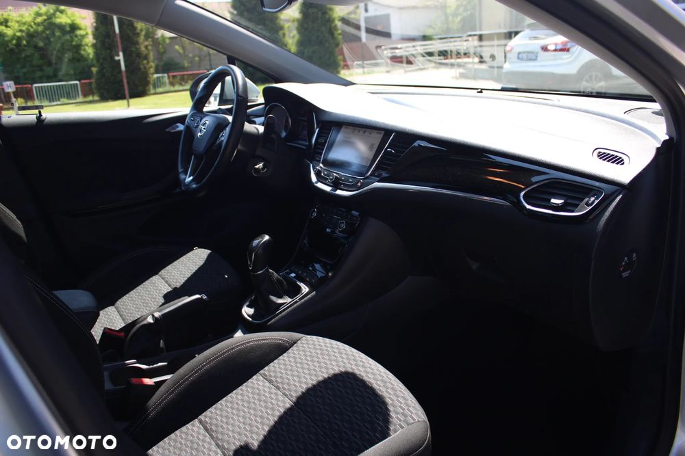 Opel Astra - 24