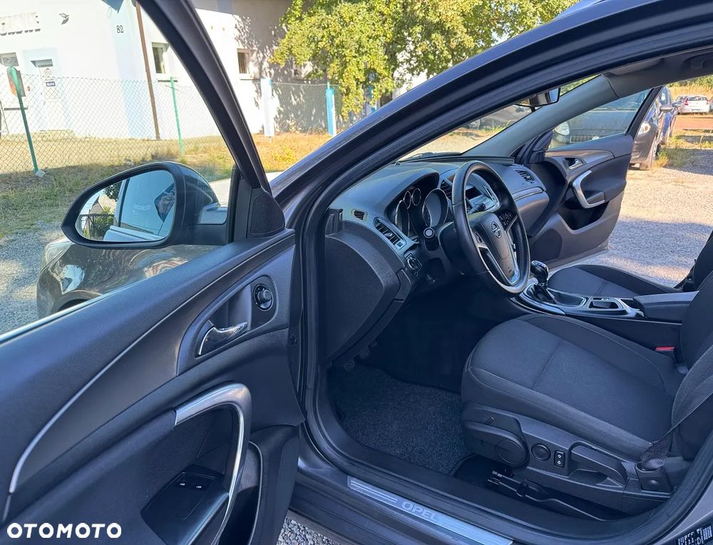 Opel Insignia - 18