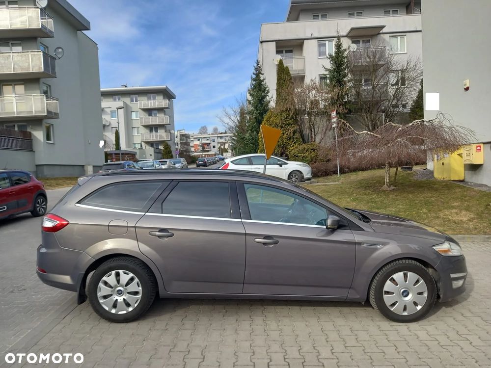 Ford Mondeo 2.0 TDCi Trend - 4