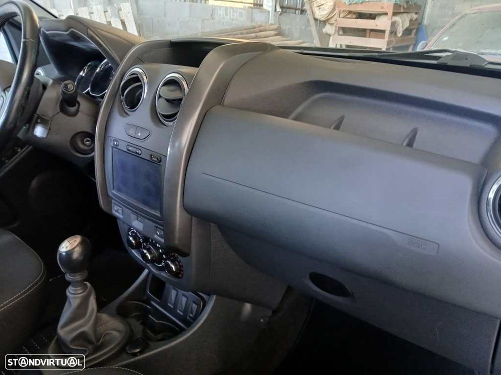 Dacia Duster 1.5 dCi Prestige - 17