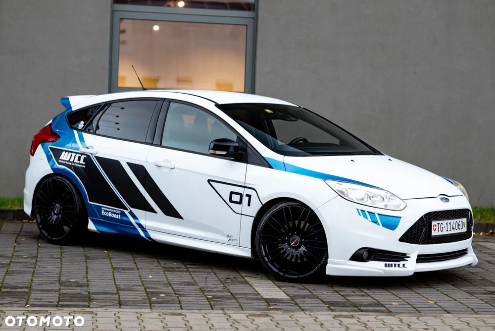 Ford Focus 2.0 EcoBoost ST mit Leder-Sport-Paket - 3