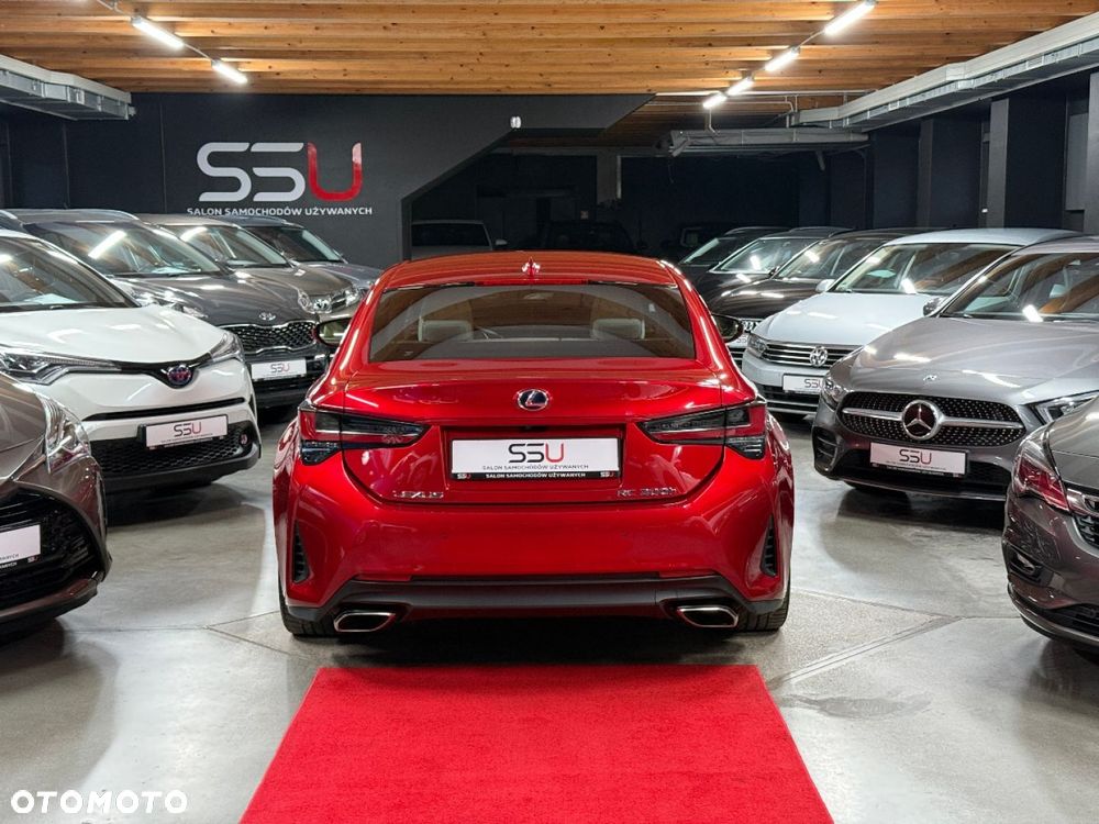 Lexus RC 300h F Sport - 7