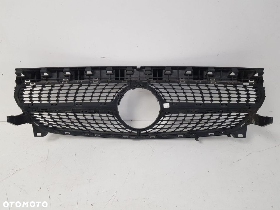 MERCEDES CLA W117 2013-2016 GRILL ATRAPA CHŁODNICY DIAMOND SREBRNY A1178880600 - 2