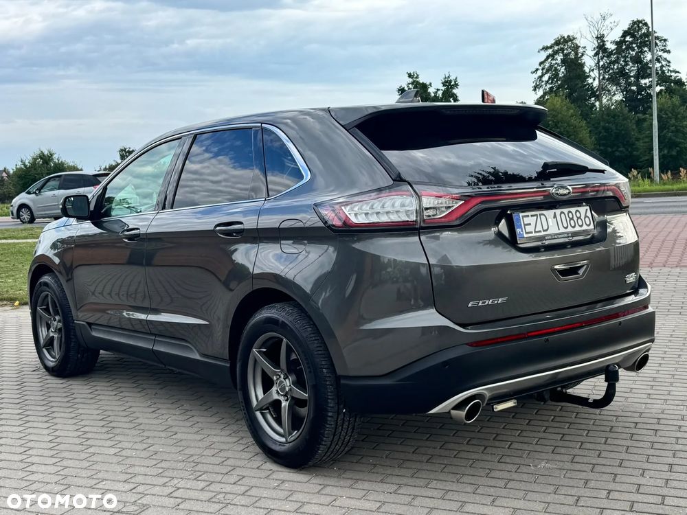 Ford Edge - 11