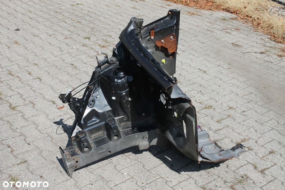ĆWIARTKA PRAWY PRZÓD FARTUCH PODŁUŻNICA TOYOTA VERSO-S 10-15 - 2