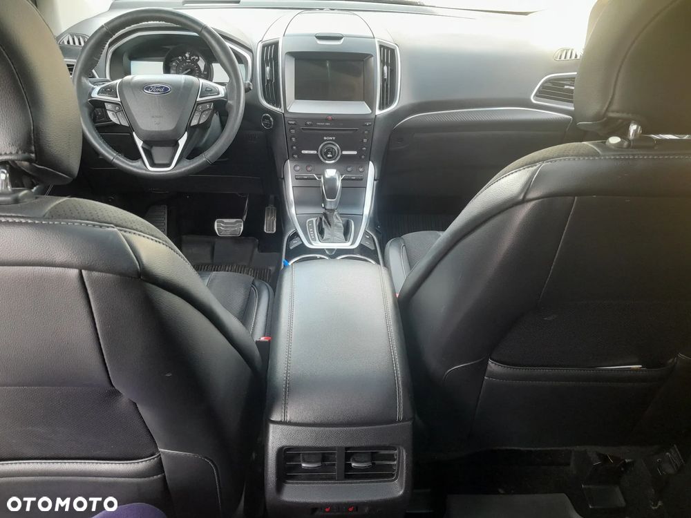 Ford Edge - 6