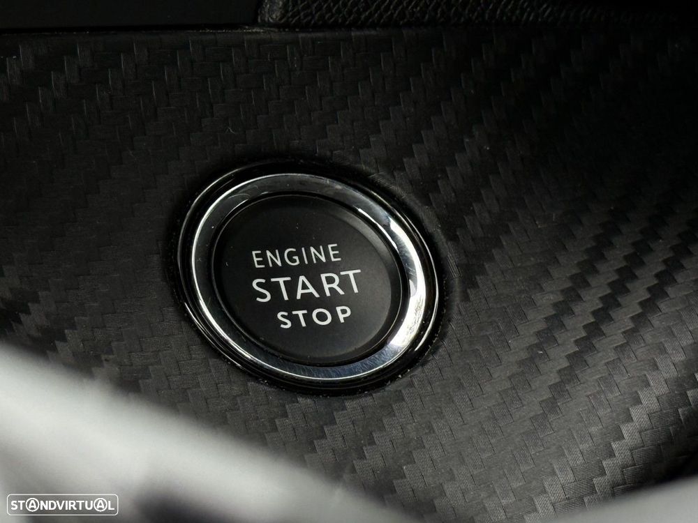 Peugeot 2008 1.2 PureTech Allure Pack - 25