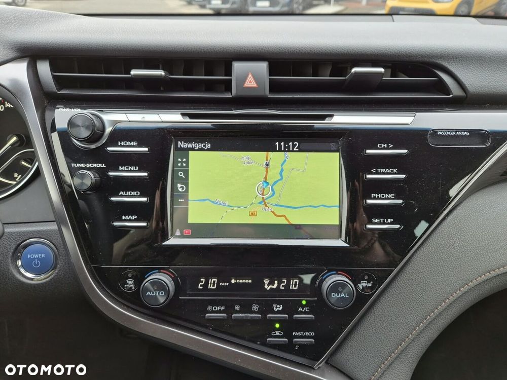 Toyota Camry 2.5 Hybrid Comfort CVT - 20
