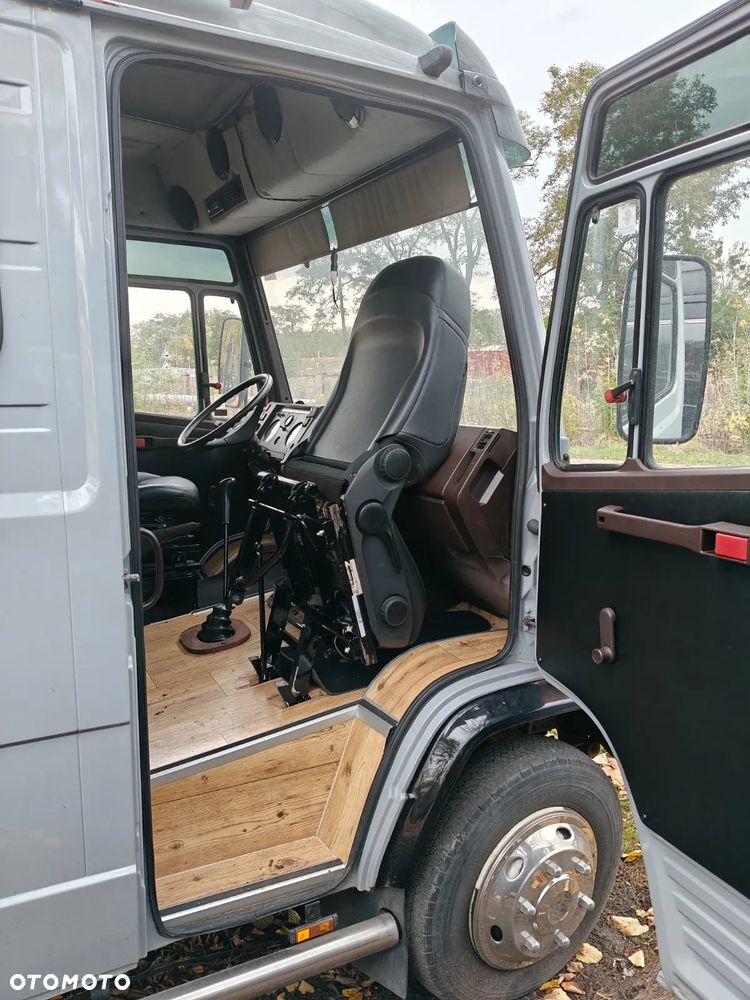 Mercedes-Benz 814 KAMPER LAZIENKA - 14