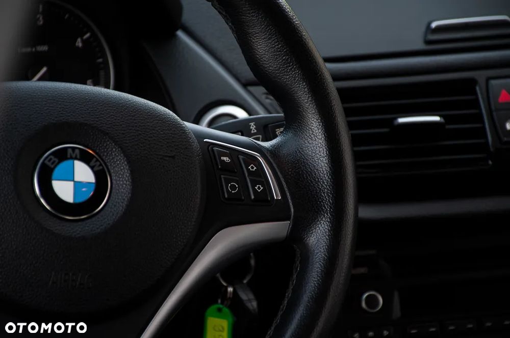 BMW X1 xDrive18d xLine - 34