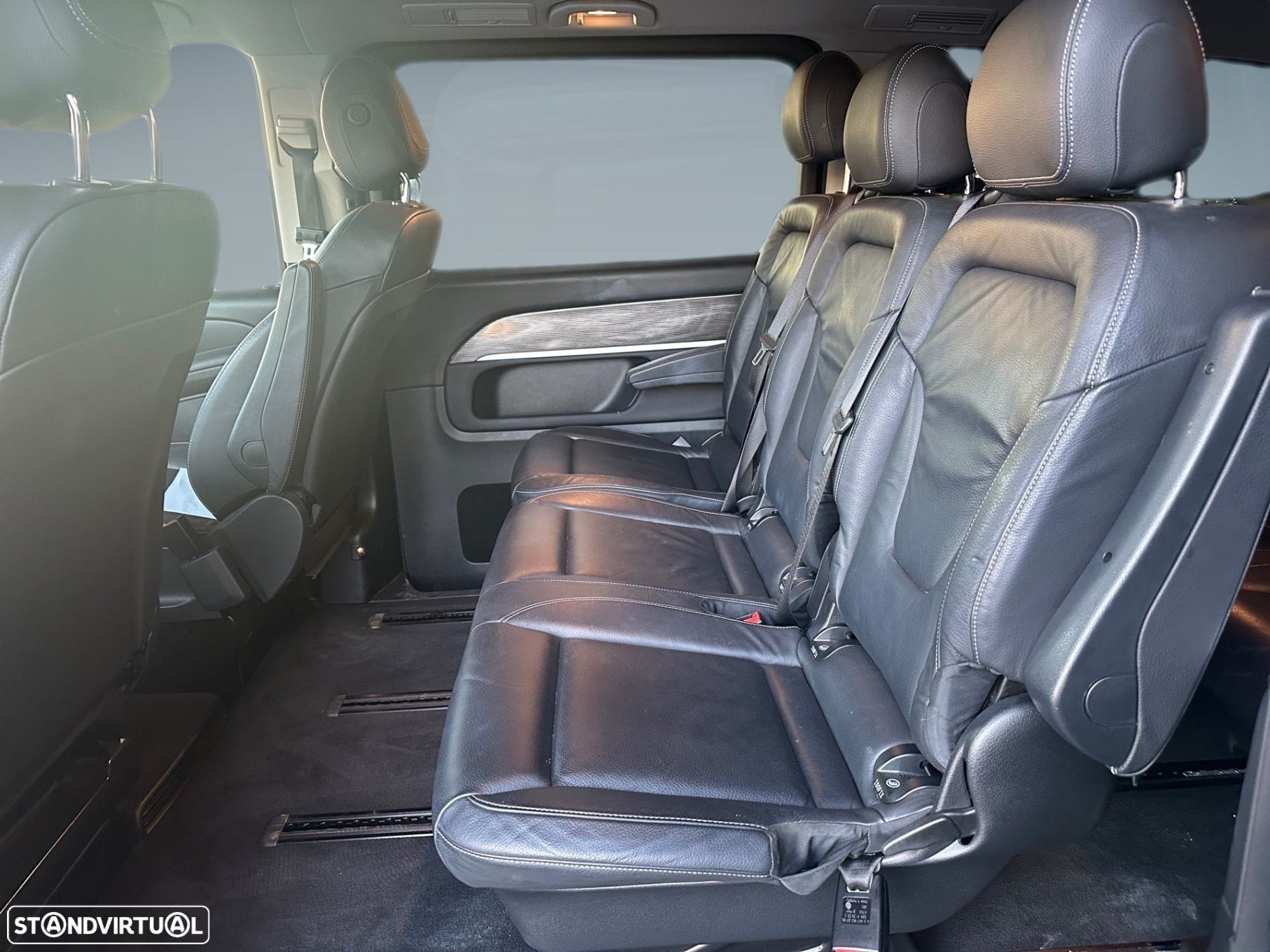 Mercedes-Benz V 250 d Avantgarde - 13