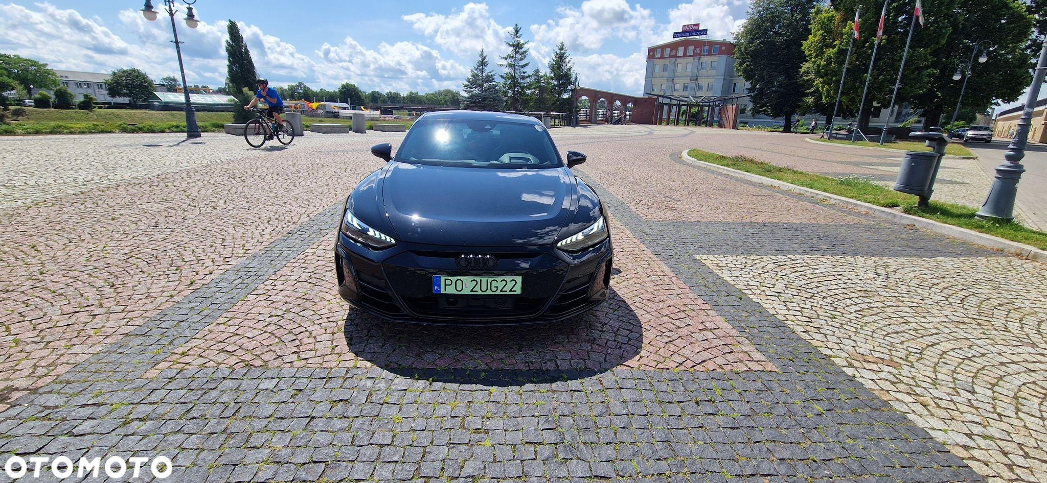 Audi e-tron S Quattro - 27