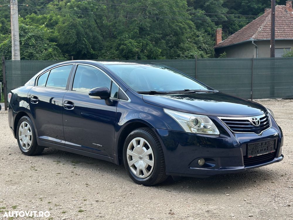 Toyota Avensis 2.0 D-4D - 1
