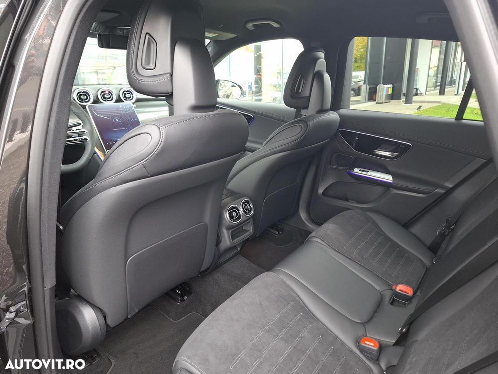 Mercedes-Benz GLC 220 d 4MATIC MHEV - 11