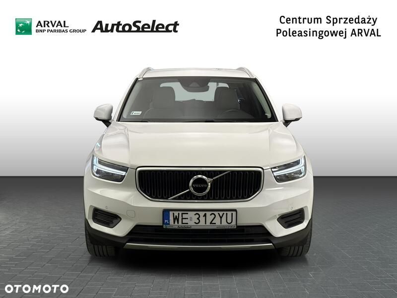 Volvo XC 40 T4 AWD Momentum Pro - 9