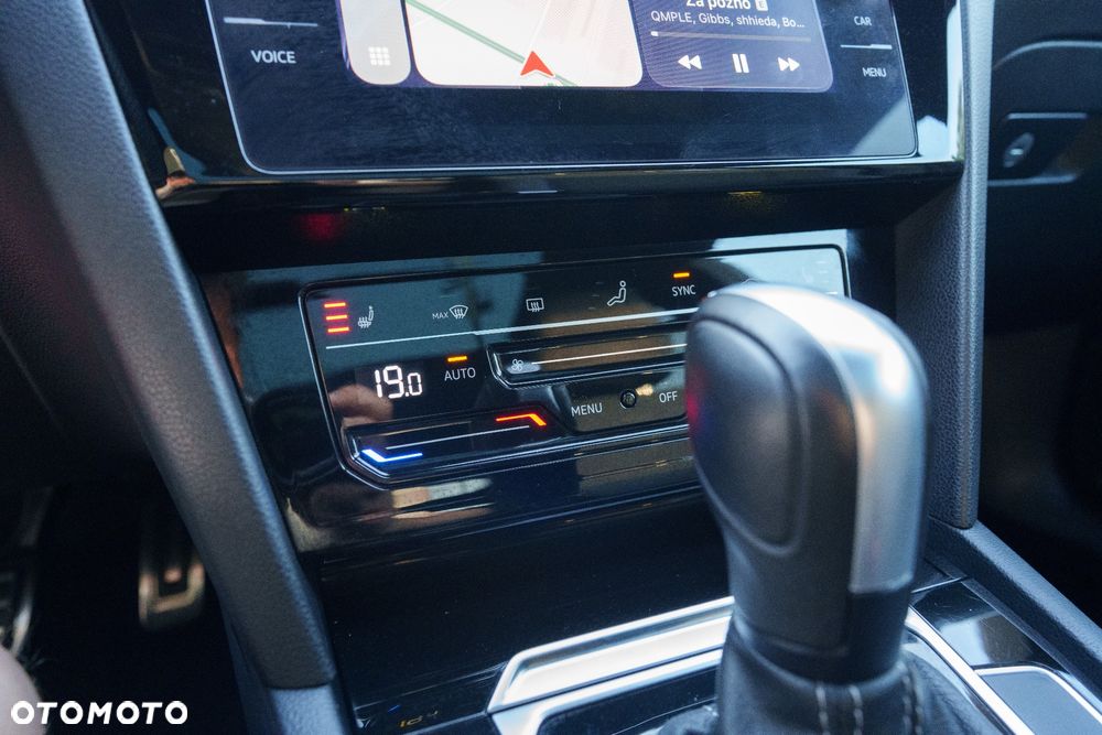 Volkswagen Arteon 2.0 TSI DSG R-Line - 16