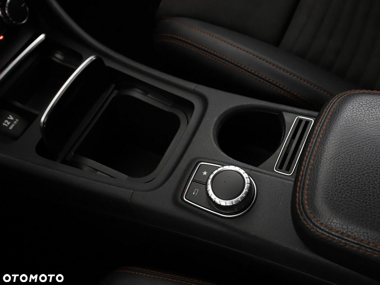 Mercedes-Benz CLA Shooting Brake 180 7G-DCT AMG Line - 29