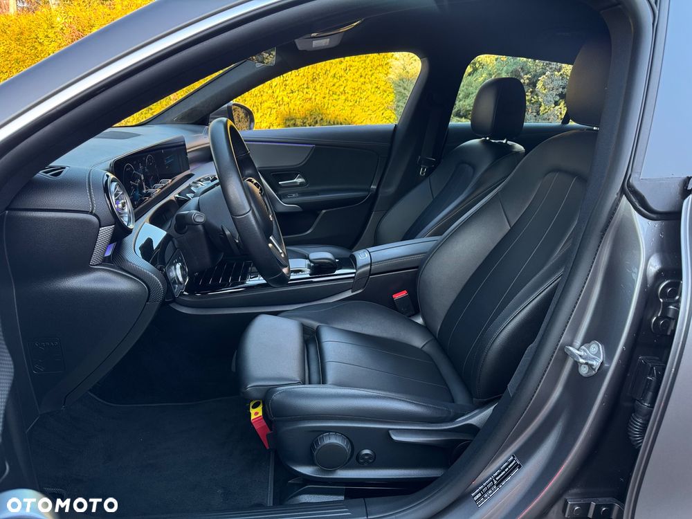 Mercedes-Benz CLA - 7