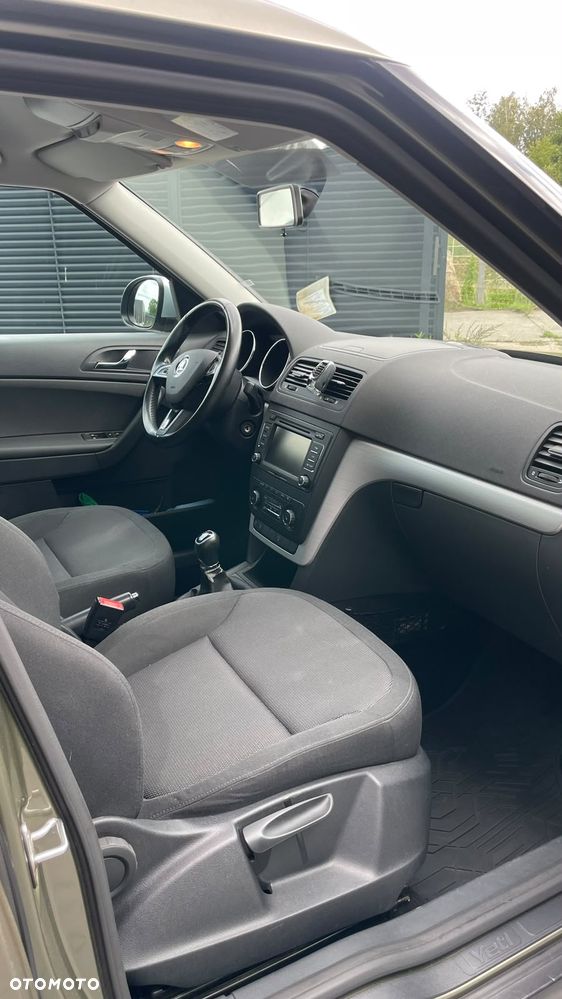Skoda Yeti 1.4 TSI 4x2 Ambition Green tec - 4