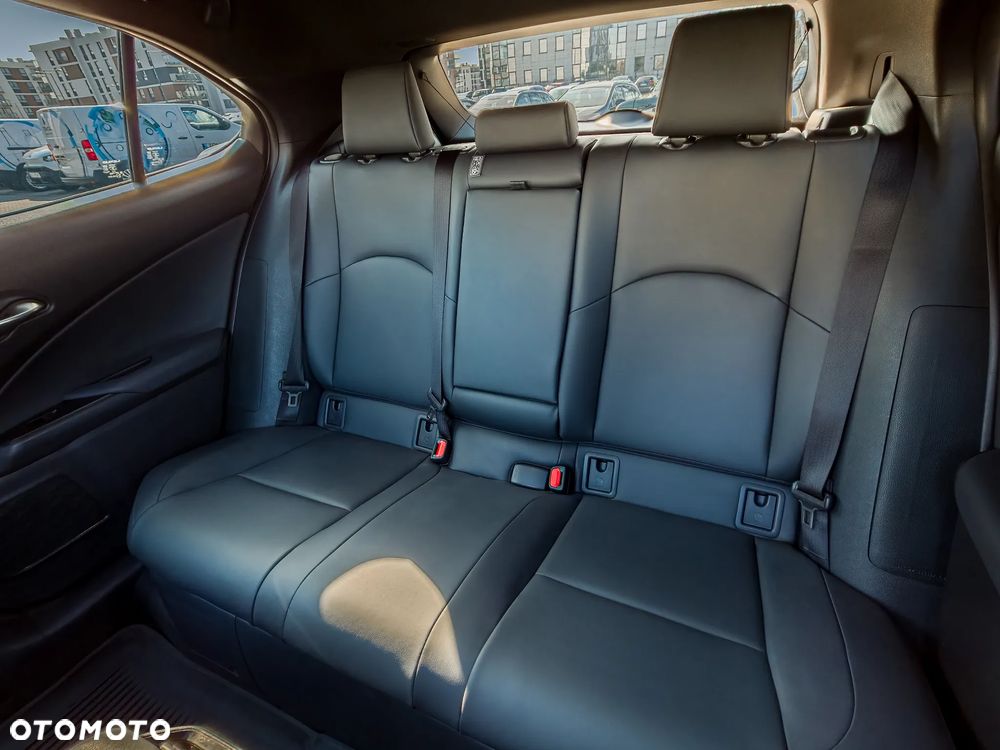 Lexus UX 250h F SPORT - 16