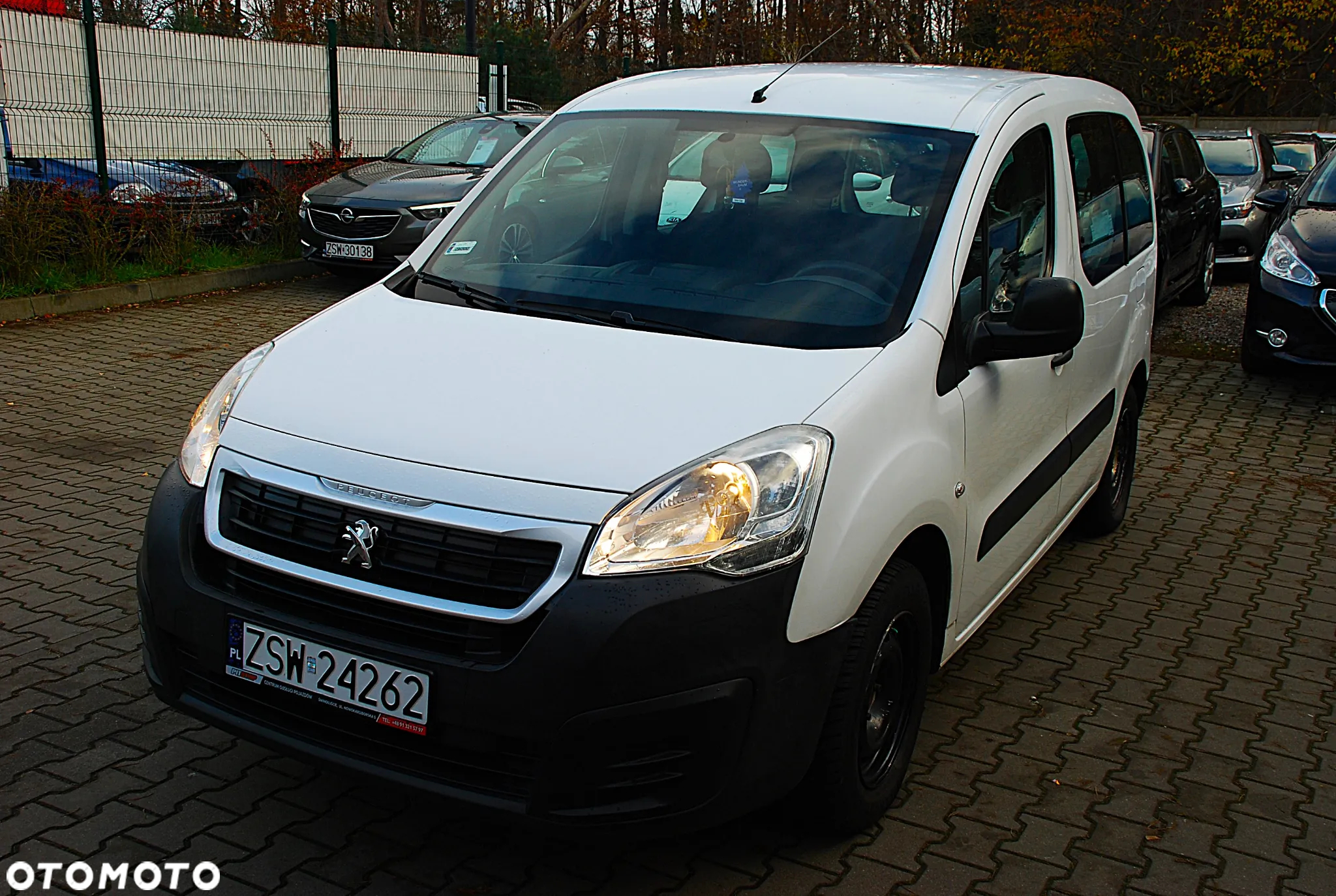 Peugeot Partner 1.6 VTi Access - 12
