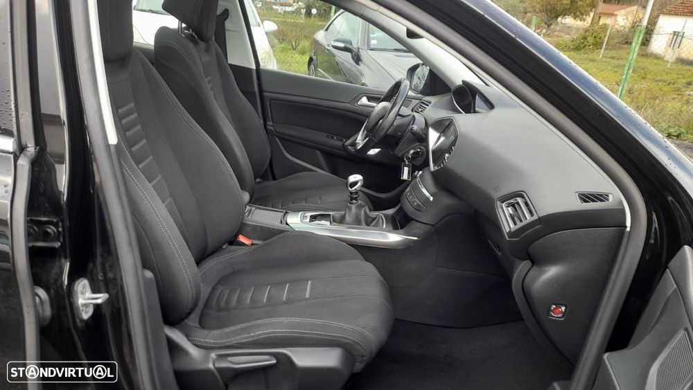 Peugeot 308 1.6 BlueHDi Allure - 15