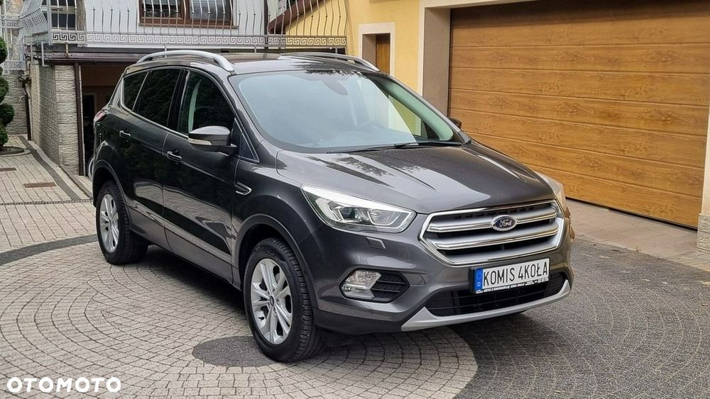 Ford Kuga - 9