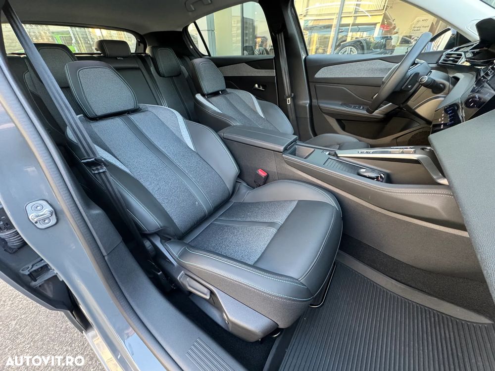 Peugeot 308 1.2 L PureTech Turbo S&S EAT8 Allure Pack - 12
