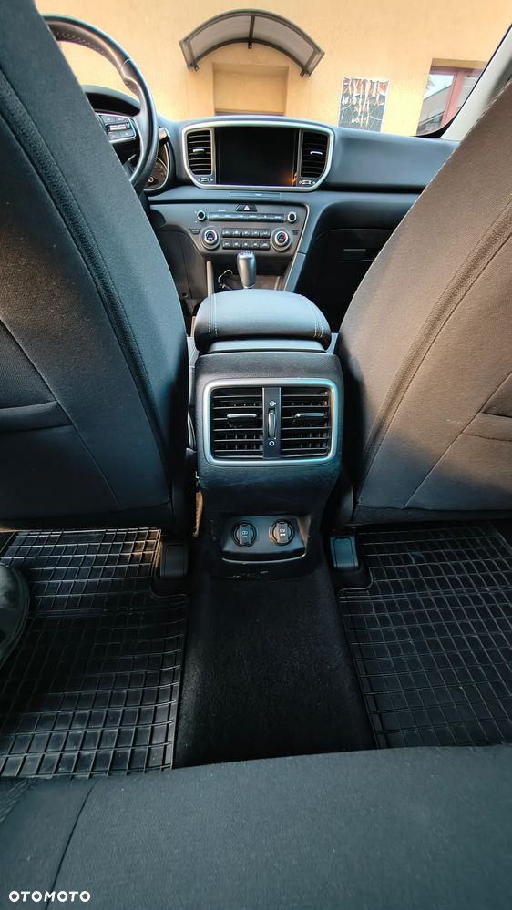 Kia Sportage 1.6 GDI L 2WD - 18