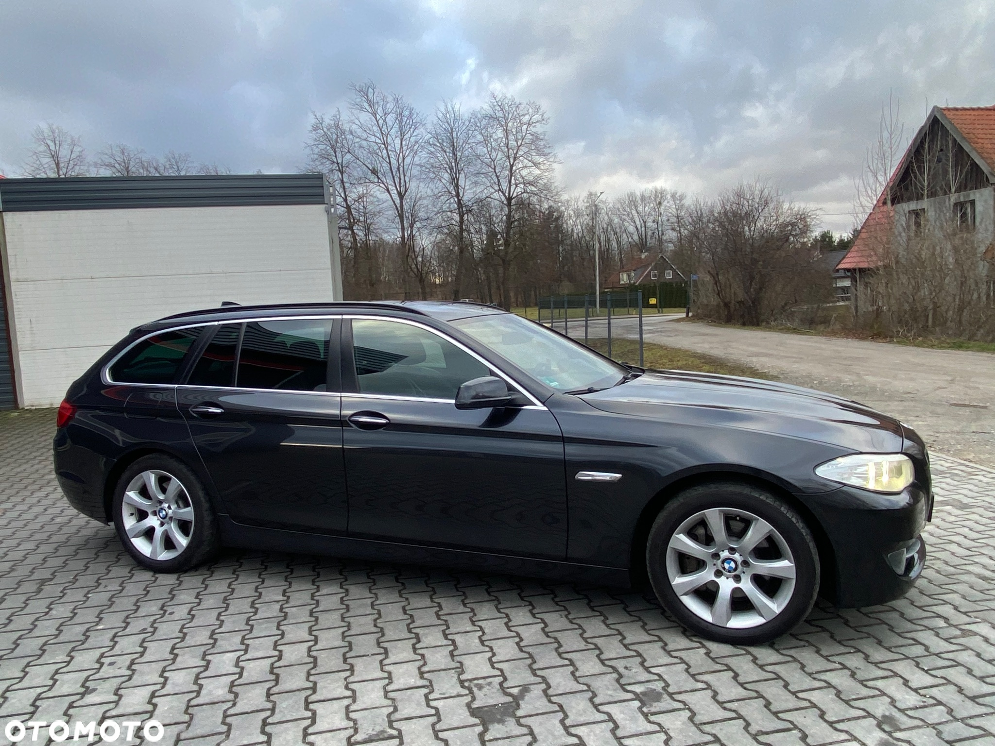 BMW Seria 5 525d xDrive Touring Modern Line - 10