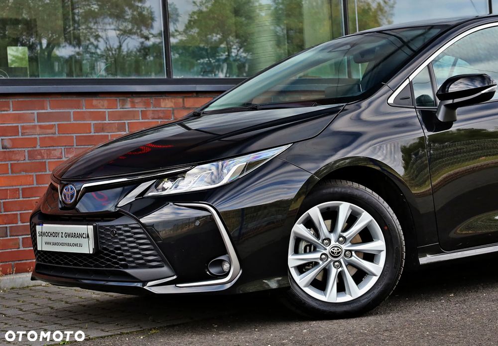 Toyota Corolla 1.8 Hybrid Comfort - 13