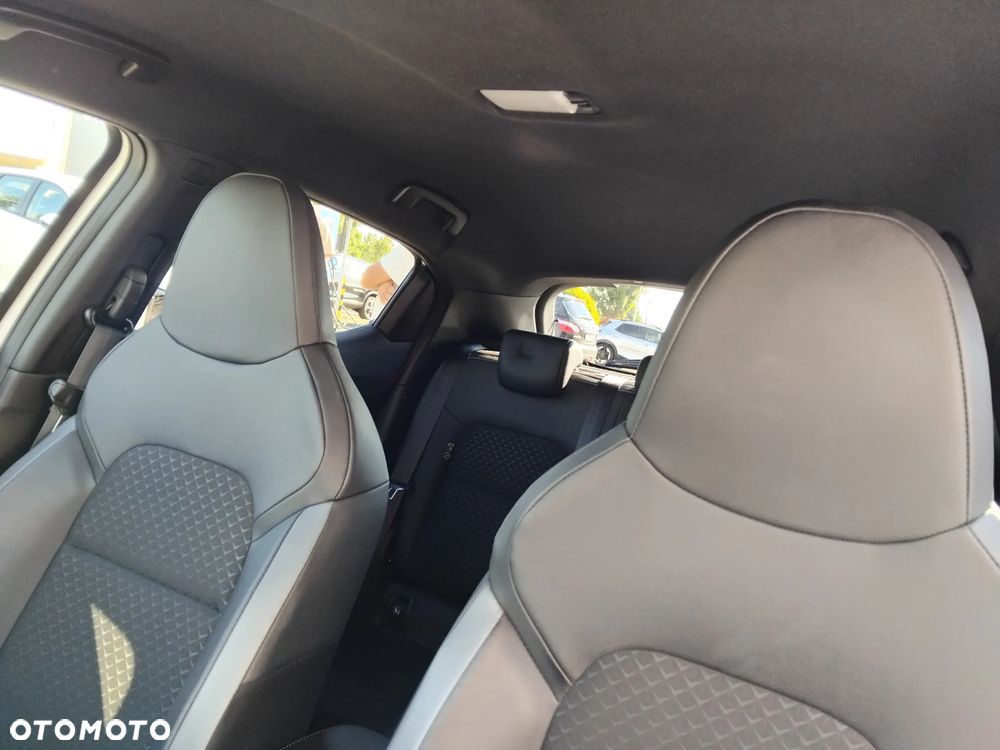 Nissan Juke 1.6 Hybrid N-Connecta AMT - 23