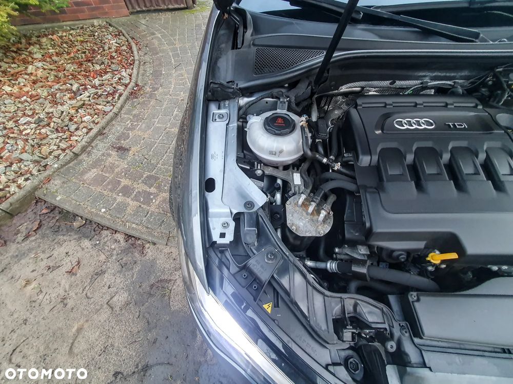 Audi A3 Sportback 2.0 TDI (clean diesel) Ambiente - 16