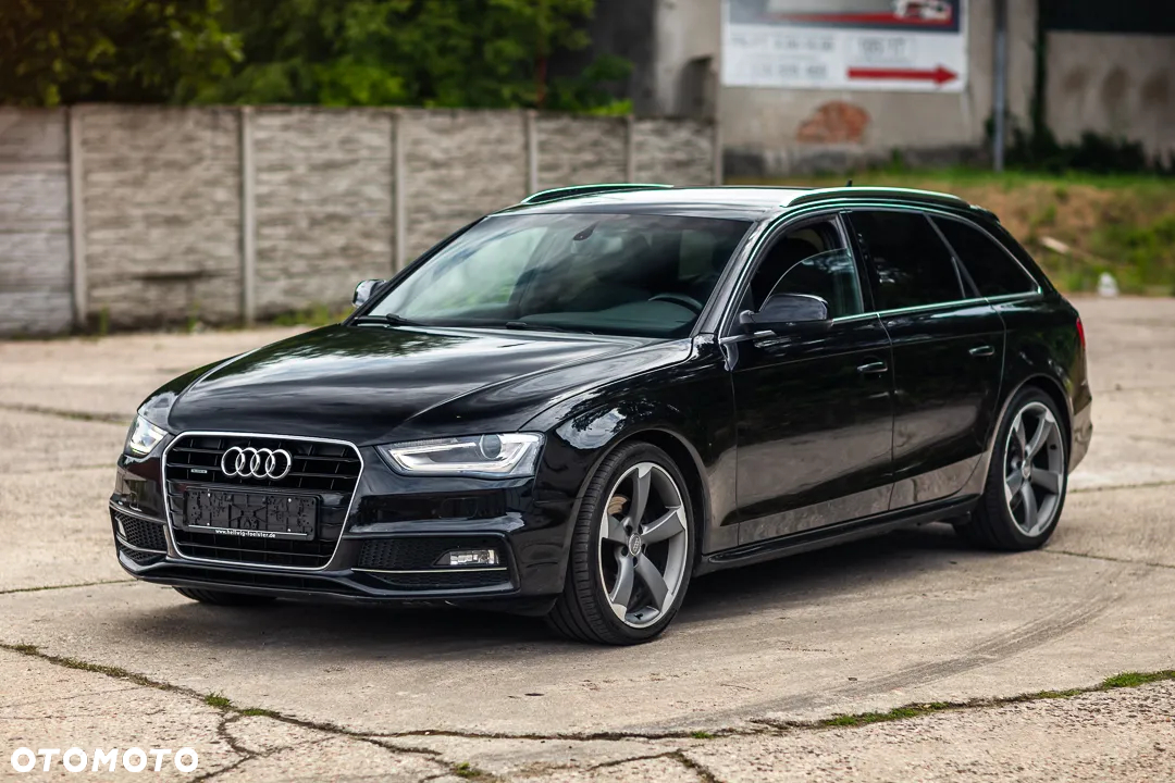 Audi A4 Avant 2.0 TDI DPF quattro S line Sportpaket - 4