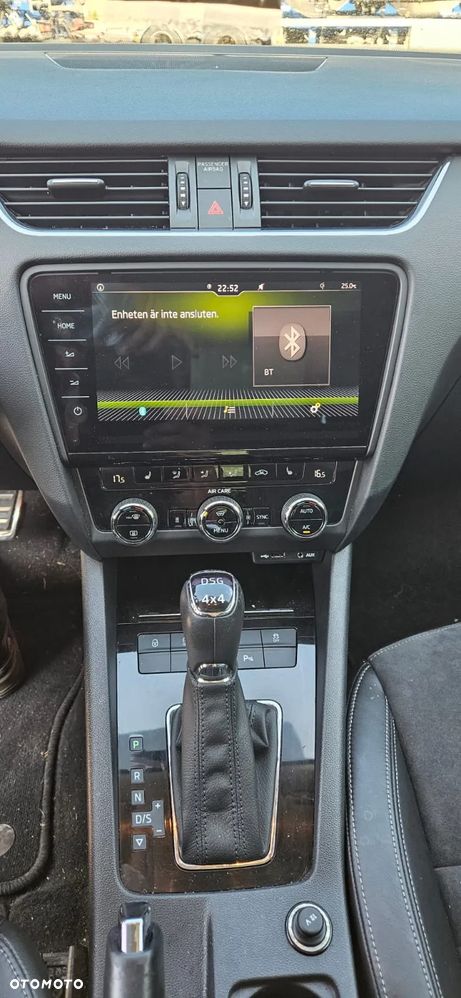 Skoda Octavia Combi 2.0 TDI DSG 4x4 Scout - 9