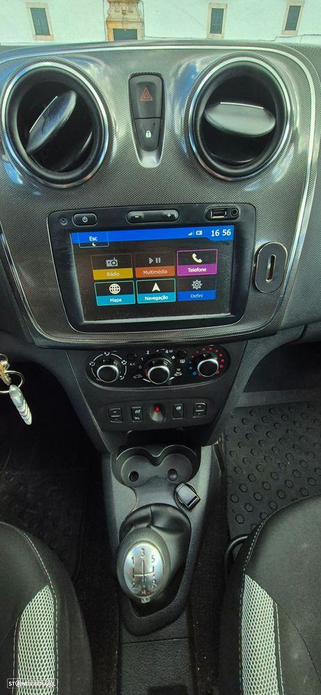 Dacia Logan MCV 0.9 TCe Stepway - 17