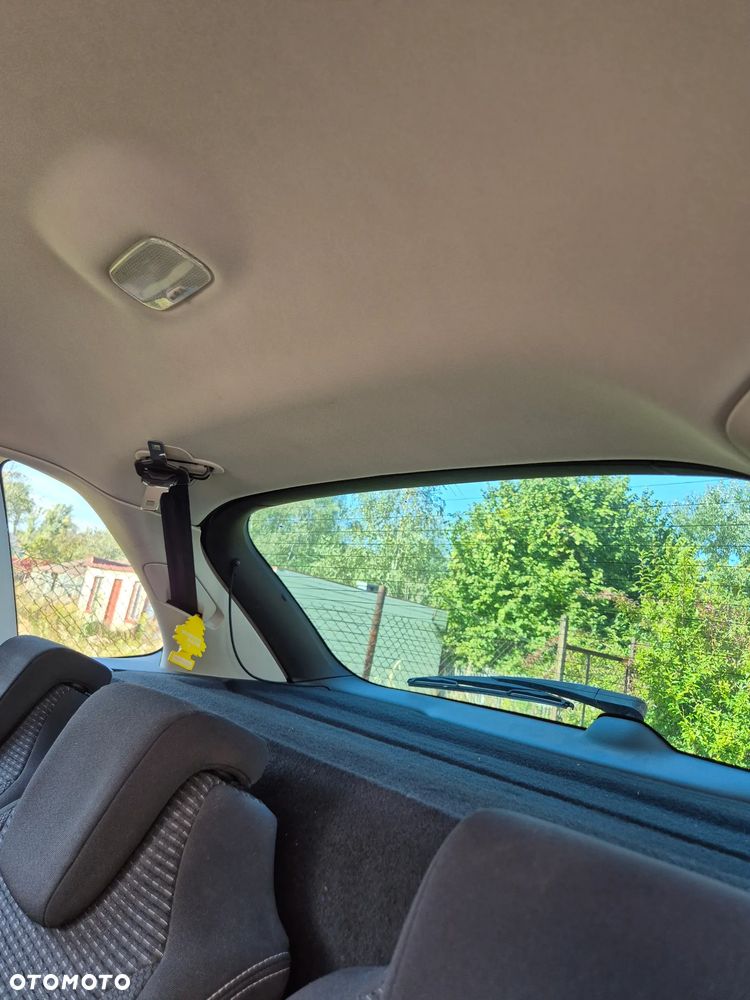 Citroën C4 Picasso - 12