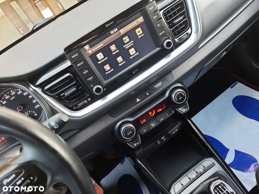 Kia Stonic 1.6 CRDi SCR XL - 17