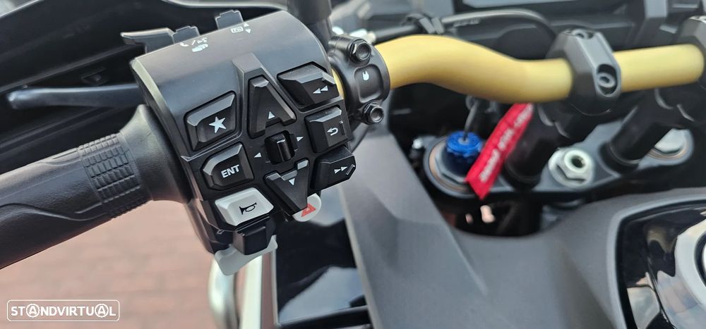 Honda Africa Twin Adventur DCT - 27